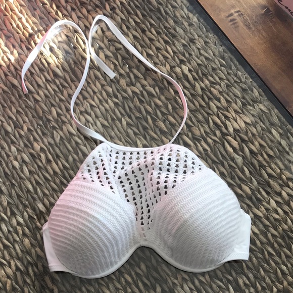 Gorgeous boho white Shade & Shore bikini top - Picture 1 of 3